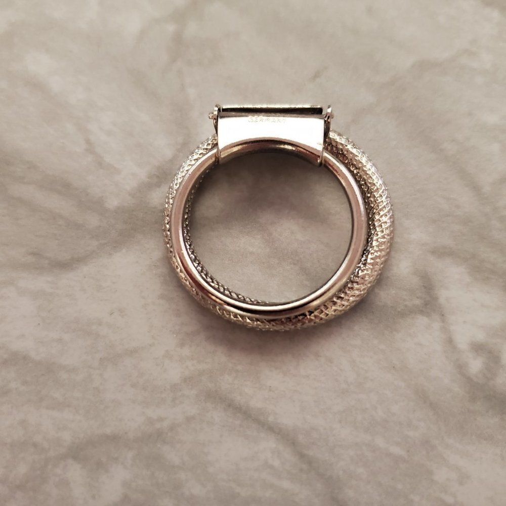 ✨ 1980s Vintage Silver Scarf Clip West Germany ✨ - Picture 2 of 4